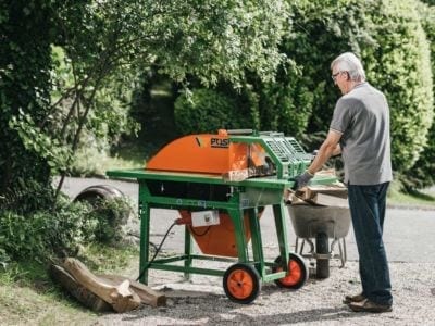 Holz sägen Rolltischkreissäge